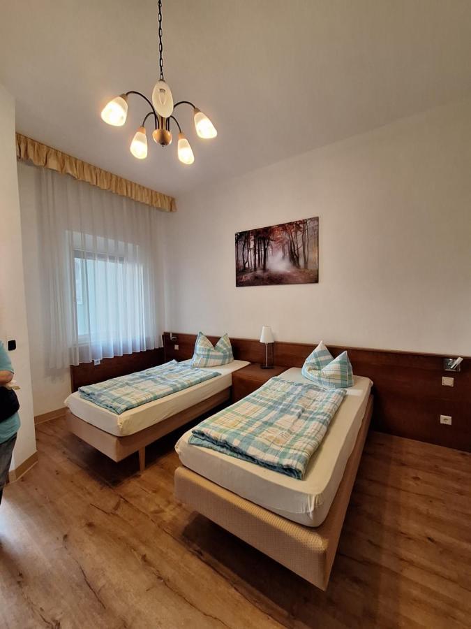 Gaststaette Und Pension Zur Schiene Merseburg Zewnętrze zdjęcie